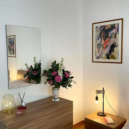 La Casa Di Cristina, *